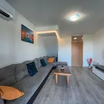 Apartment Large Felicita Near Center *