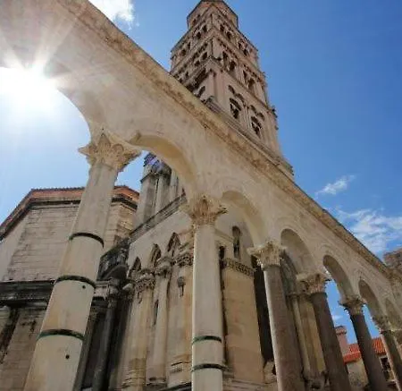 Large Felicita Near Center Lägenhet