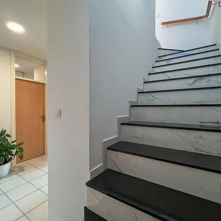 Lägenhet Large Felicita Near Center